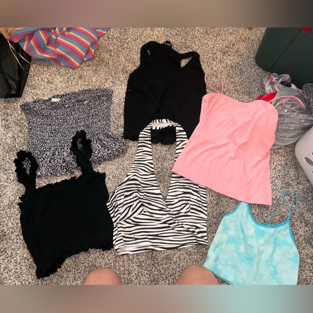 Small tank top bundle